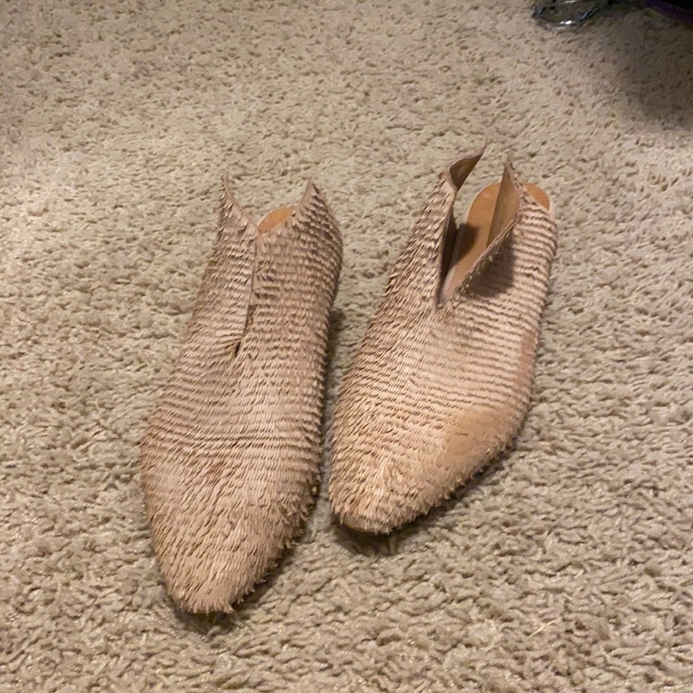 Antelope textured mule